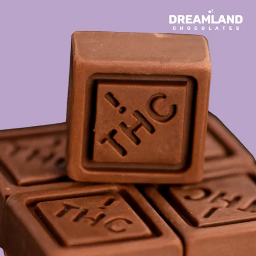 Dreamland Milk Chocolate Squares 10pcs from  product image